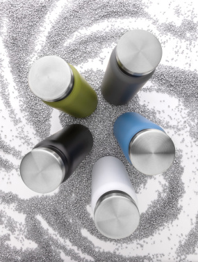Logotrade Werbeartikel das Foto: RCS recycelte Stainless Steel Vakuumflasche 600ml
