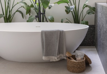 Logotrade Firmengeschenke das Foto: Ukiyo Hisako AWARE™ Four Seasons Handtuch/Decke 100x180cm