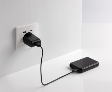 Logotrade Werbegeschenke das Foto: Stellar 5.000mAh 5W magnetische Powerbank aus RCS rec. ABS