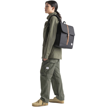 Logotrade Firmengeschenke das Foto: Herschel City Rucksack aus recyceltem Material 16 L