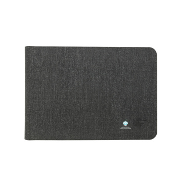 Logotrade Firmengeschenke das Foto: Swiss Peak magnet. 15,6" Laptop-Sleeve mit 15W Ladefunktion