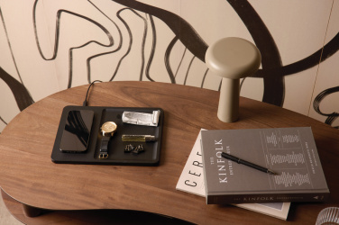Logotrade werbemittel das Foto: VINGA Timo RCS Desk-Charger und Ablage