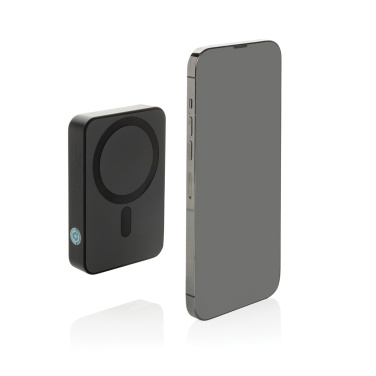 Logotrade werbemittel das Foto: Amporia 10.000mAh magnetische Powerbak aus RCS rec. ABS
