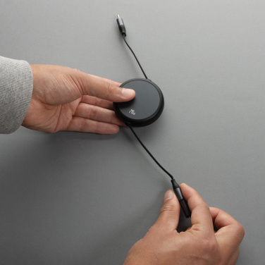 Logotrade Logogeschenke das Foto: Terra ausziehbares 240W 2-in-1 Kabel aus RCS rec. Aluminium