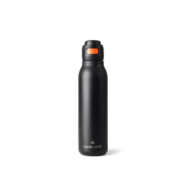 Logotrade Firmengeschenke das Foto: Nordic Drift Trail einwandige RCS Wasserflasche 750ml