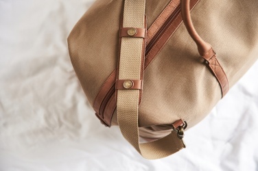 Logo trade promotional giveaway photo of: VINGA Sloane RCS RPET weekender bag