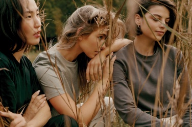 Logo trade promotional item photo of: Iqoniq Sierra lightweight recycled cotton t-shirt