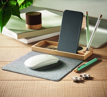 Logo trade advertising products picture of: Wireless charger in bamboo 15W