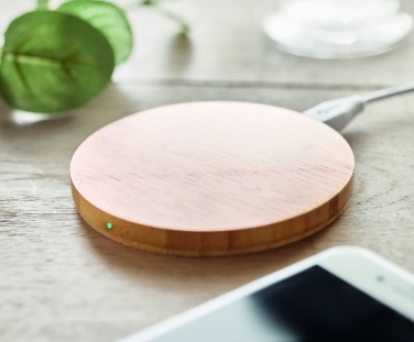 Logotrade promotional gifts photo of: Wireless charger bamboo 10W RUNDO +