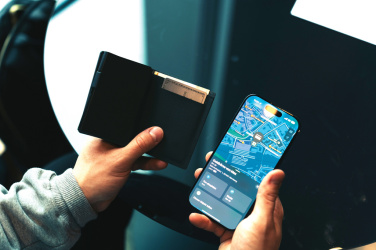 Logotrade advertising products photo of: Seekcard RCS rpolyester card wallet with worldwide locating