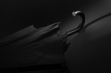 Logo trade promotional gifts picture of: Swiss Peak Vero Aware™ RPET 25” umbrella w luxe handle