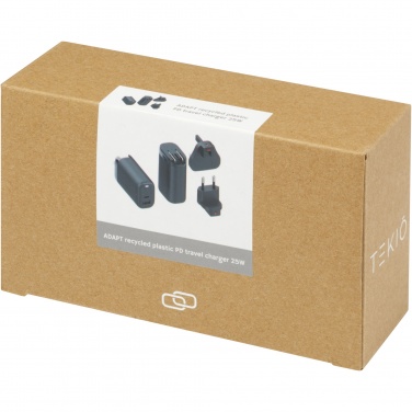 Logotrade ärikingi foto: ADAPT 25W taaskasutatud plastist PD reisilaadija