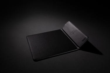 Logotrade reklaamkingid pilt: Swiss Peak RCS taaskasutatud PU 10W juhtmevaba laadimisega hiirematt