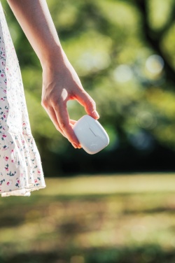 Logotrade meened pilt: RCS taaskasutatud plastist Liberty Pro juhtmevabad kõrvaklapid