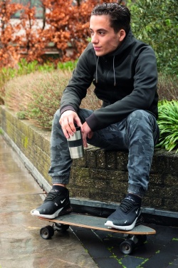 Logo trade reklaamkingitused foto: Nõudepesumasinas pestav vaakumkohvikruus