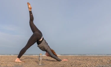 Logo trade ärikingitused foto: Impact borosilikaatklaasist pudel bambusest kaanega