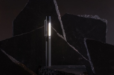 Logotrade ärikingi foto: Gear X RCS taaskasutatud plastist USB laetav pliiatsivalgusti