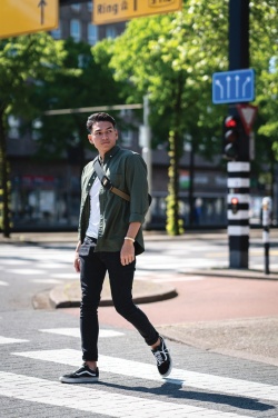 Logo trade meene pilt: Seljakott Bobby Sling