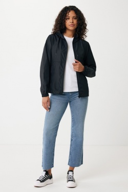 Logo trade reklaamkingitused foto: Iqoniq Logani taaskasutatud polüestrist tuulejope