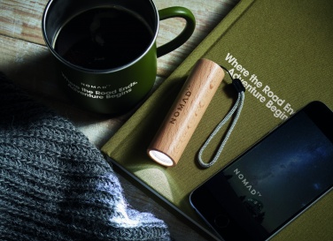 Logo trade meened foto: Pöögipuidust laetav taskulamp