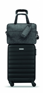 Logo trade reklaamtooted foto: 15-tolline RPET vildist sülearvutikott