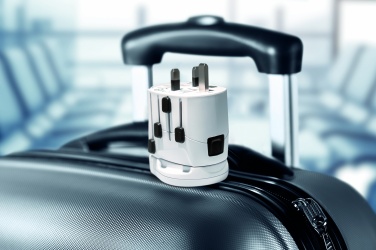 Logotrade reklaamkingitused pilt: PRO maailm ja USB. 3-poolne