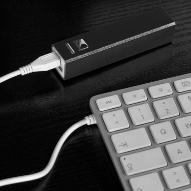 Logo trade ärikingi pilt: Metallist akupank PORT HOPE 2200mAh