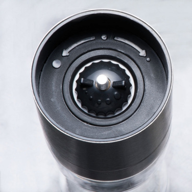 Logotrade meene foto: Soola- ja pipraveski 2-in-1 ROOMA