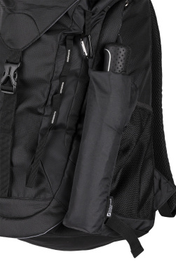 Logo trade firmakingid foto: Vihmavari CRUX Schwarzwolf