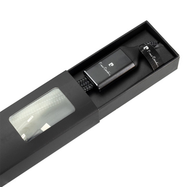 Logo trade meened foto: Kolm ühes kaabel valgustatud logoga Pierre Cardin