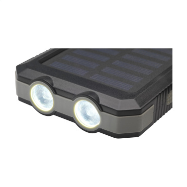 Logo trade ärikingid foto: Trail RCS päikesepatareiga akupank Compass 8000