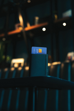 Logo trade ärikingitused foto: Seekcard RCS kaardihoidja