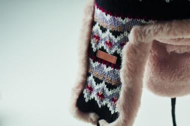 Logo trade firmakingitused foto: Kootud müts klappidega YULONG