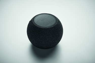 Logotrade reklaamkingituse foto: 15W juhtmevaba laadijaga kõlar LISTOO