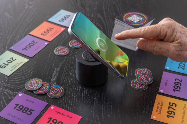 Logo trade reklaamkingid foto: Magpulse RCS taaskasutatud plastist 3W kõlar magnetilise hoidikuga