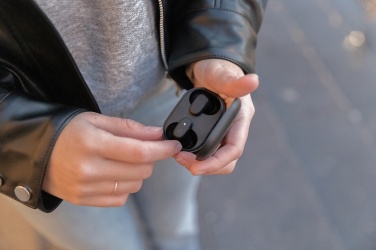 Logo trade liikelahja kuva: Urban Vitamin Gilroy hybridi ANC ja ENC kuulokkeet