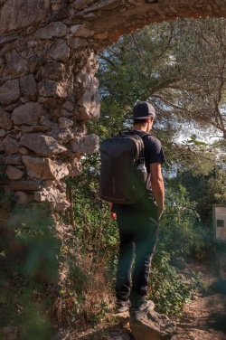 Logo trade mainoslahjat ja liikelahjat kuva: Bobby Explore-reppu