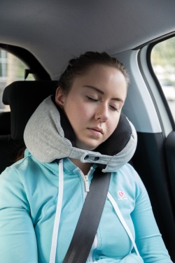 Logotrade mainostuote tuotekuva: Deluxe-matkatyyny, sis. Mikrohelmiä