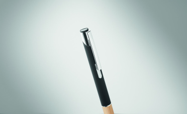 Logo trade liikelahja kuva: Alumiinista valmistettu kuulakärkikynä, jossa on otekohta bambua mukautettavalla painatuksella