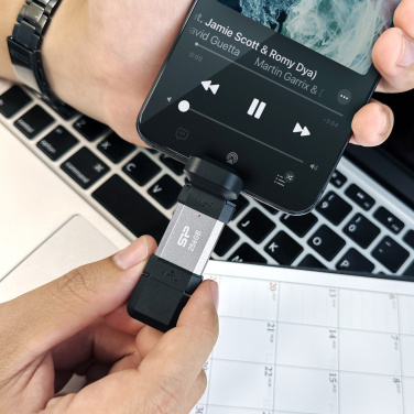 Logotrade mainostuote tuotekuva: Pendrive Silicon Power Mobile - C51 3.2, 64 Gt