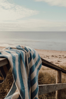 Logo trade liikelahjat mainoslahjat kuva: VINGA Lagoa GRS -ranta­pyyhe