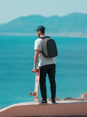 Logotrade korporatīvās dāvanas foto: Bobby Hero Maza, pretaizdzīšanas mugursoma