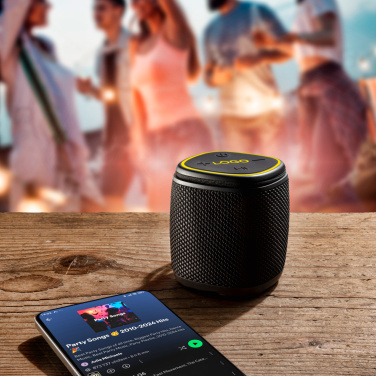 Logotrade korporatīvās dāvanas foto: Bluetooth skaļrunis HERMON Schwarzwolf