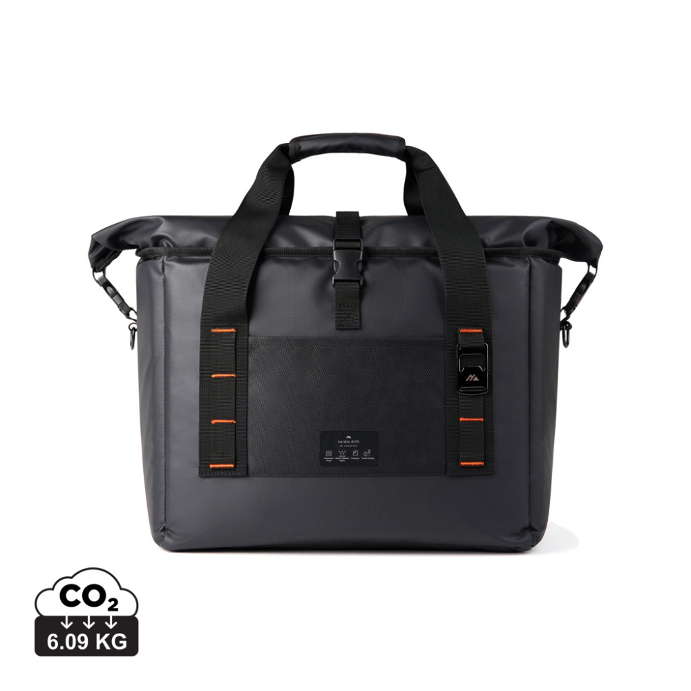 Logotrade profilprodukter bild: Nordic Drift RCS water-repellent cooler tote 22L