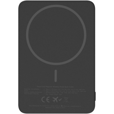 Logotrade profilprodukter bild: Xtorm Go2 trådlös powerbank på 15 W, 5 000 mAh
